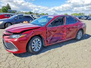 Toyota Camry 2.5L 4 2021