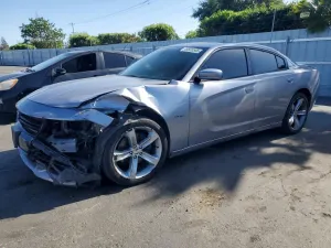 Dodge Charger 5.7L 8 2016