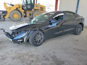 Tesla Model 3 2025