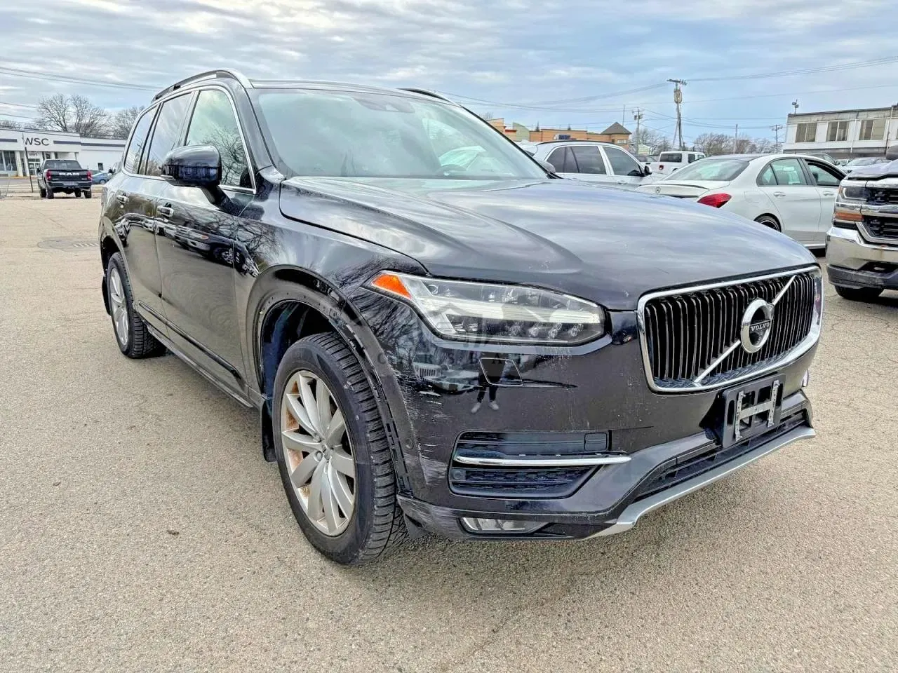 Volvo XC90 2.0L 4 2018