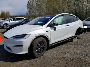 Tesla Model X 2022