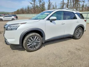 Nissan Pathfinder 3.5L 6 2025