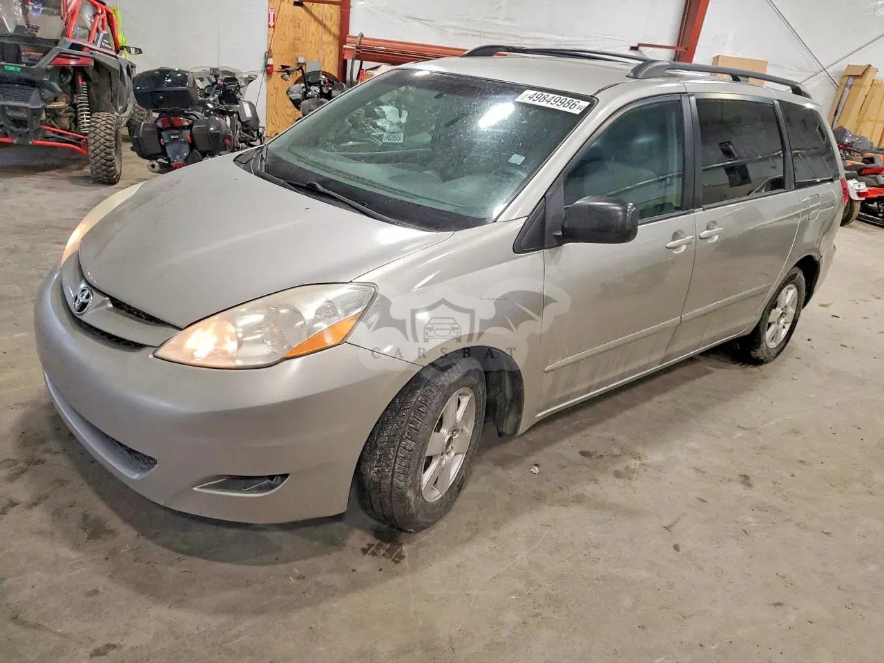 Toyota Sienna 3.5L 6 2010