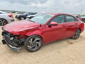 Hyundai Elantra 2.0L 4 2025