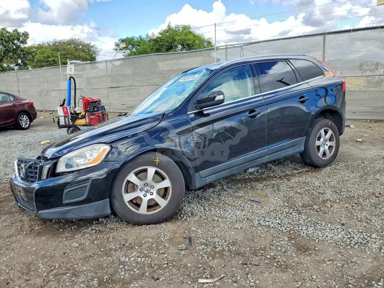 Volvo XC60 3.2L 6 2011