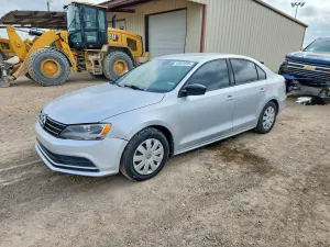 Volkswagen Jetta 2L 4 2015