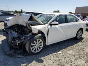 Volkswagen Passat 2.0L 4 2012