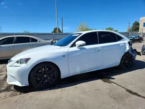 Lexus IS 3.5L 6 2015