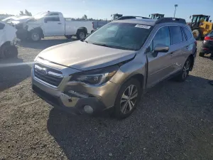 Subaru Outback 2.5L 4 2018