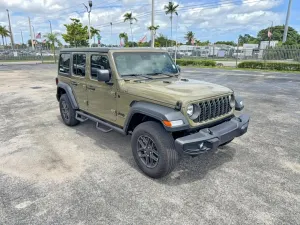 Jeep Wrangler 2.0L 4 2025