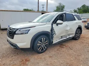 Nissan Pathfinder 3.5L 6 2024