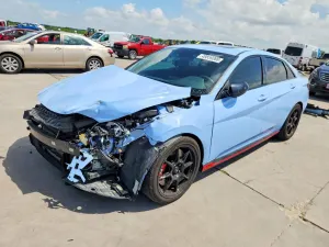 Hyundai Elantra 2.0L 4 2022