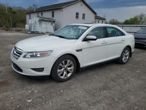 Ford Taurus 3.5L 6 2011