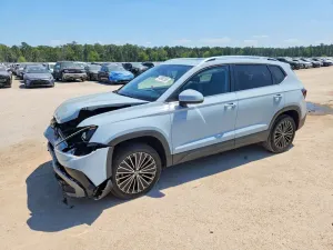 Volkswagen Taos 1.5L 4 2025