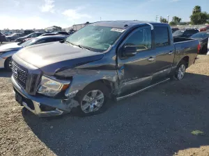 Nissan Titan 5.6L 8 2019