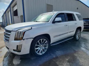 Cadillac Escalade 6.2L 8 2016