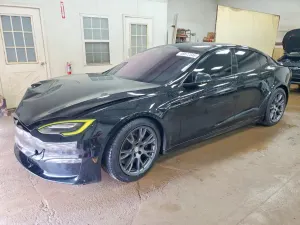Tesla Model S 2021