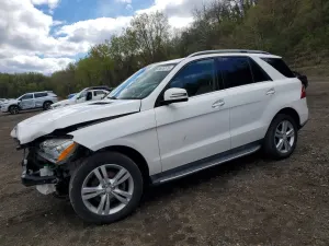 Mercedes-Benz ML 3.5L 6 2015
