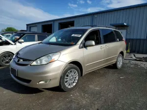 Toyota Sienna 3.5L 6 2007
