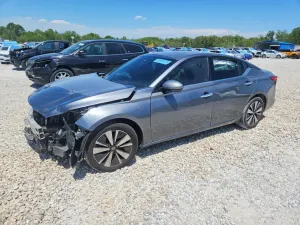 Nissan Altima 2.5L 4 2019