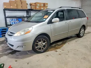Toyota Sienna 3.3L 6 2006