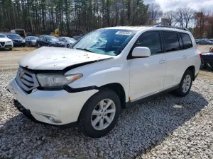 Toyota Highlander 3.5L 6 2013