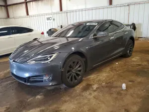 Tesla Model S 2018