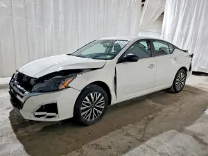 Nissan Altima 2.5L 4 2025