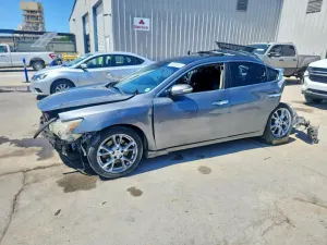 Nissan Maxima 3.5L 6 2014
