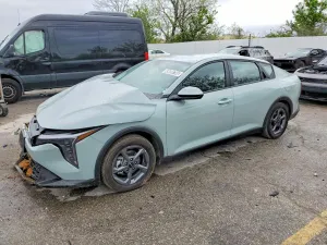 Kia K4 2.0L 4 2026