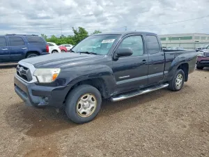 Toyota Tacoma 2.7L 4 2015