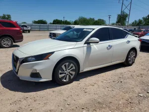 Nissan Altima 2.5L 4 2022