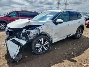 Nissan Rogue 2.5L 4 2021