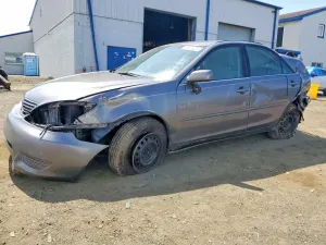Toyota Camry 2.4L 4 2005