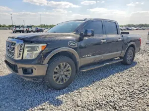 Nissan Titan 5.6L 8 2017