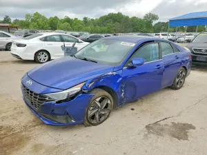 Hyundai Elantra 2.0L 4 2021