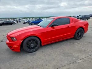 Ford Mustang 3.7L 6 2014