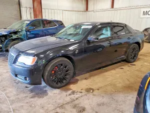 Chrysler 300C 5.7L 8 2014