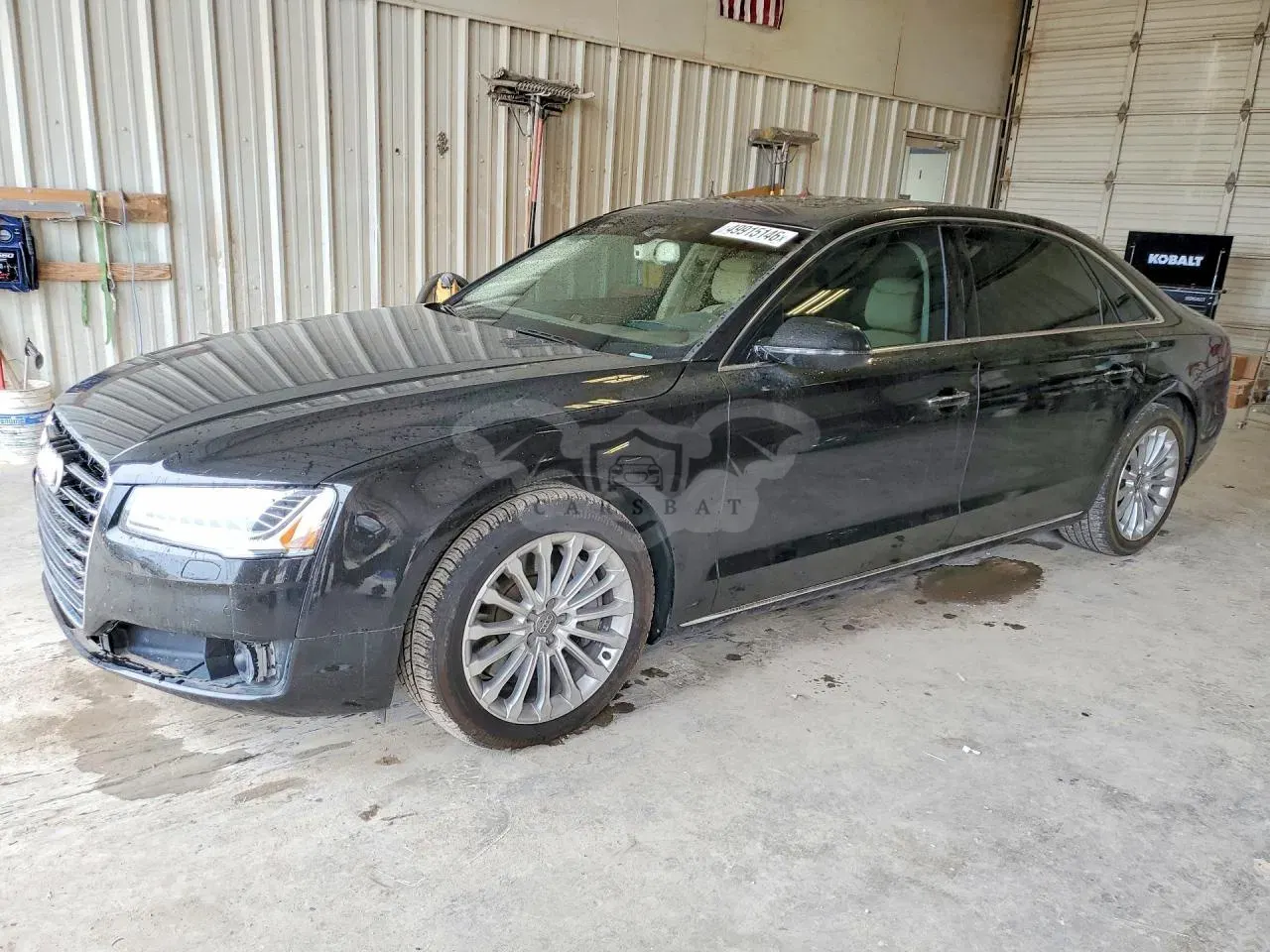 Audi A8 4.0L 8 2015