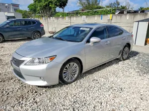 Lexus ES 3.5L 6 2015