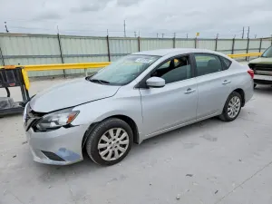 Nissan Sentra 1.8L 4 2016