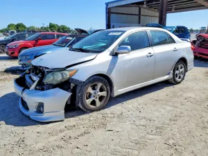 Toyota Corolla 1.8L 4 2013