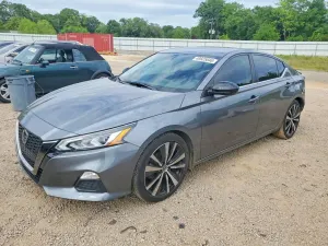 Nissan Altima 2.5L 4 2019