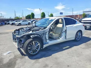 Infiniti Q50 3.0L 6 2019