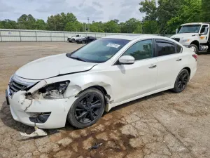 Nissan Altima 2.5L 4 2014