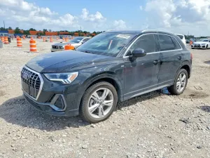 Audi Q3 2.0L 4 2023