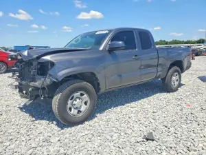 Toyota Tacoma 2.7L 4 2021