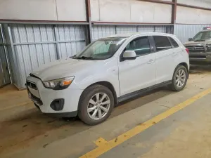 Mitsubishi Outlander 2.0L 4 2015