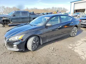 Nissan Altima 2.5L 4 2020