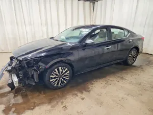 Nissan Altima 2.5L 4 2025